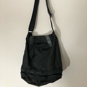 Lululemon tote bag